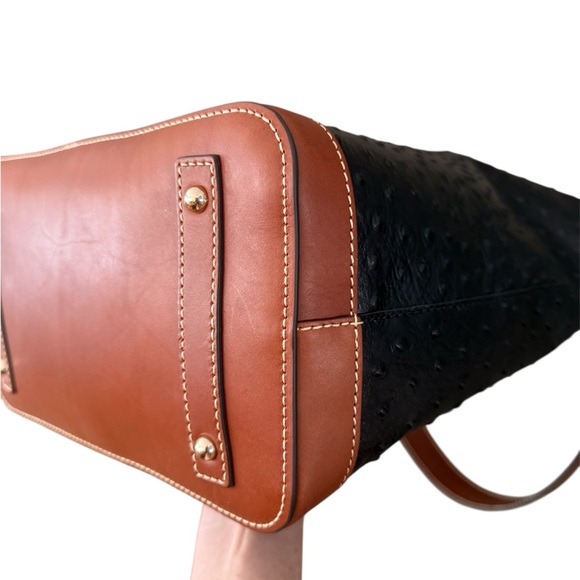 Dooney and Bourke large ostrich hobo shoulder - Picture 6 of 10